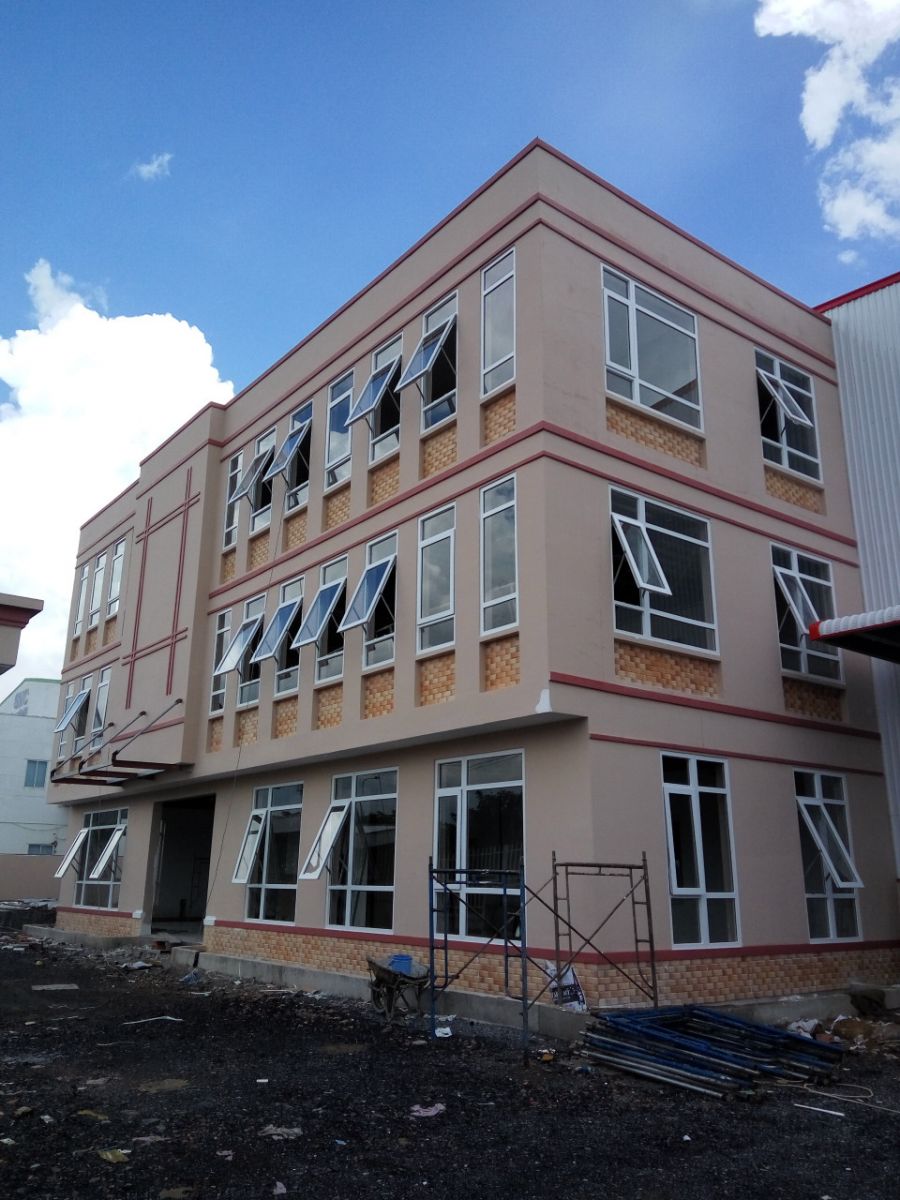 cửa nhôm xingfa giá rẻ tân phú